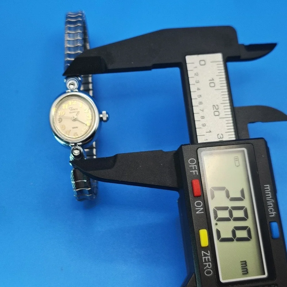 Vintage 1994 Timex 29mm Women's Quartz Cocktail Watch Stretch Bracelet‎ Restored